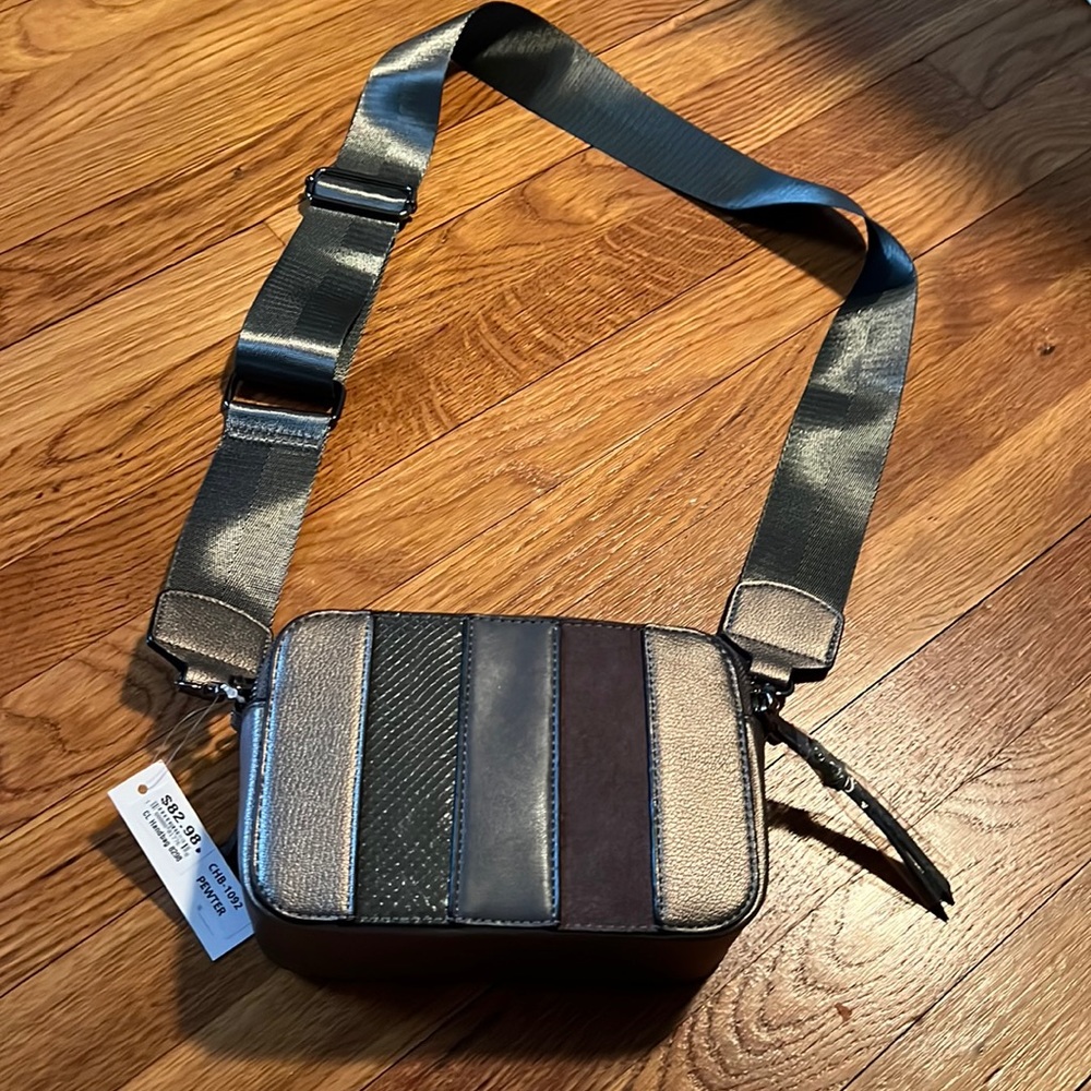 Chinese laundry purse